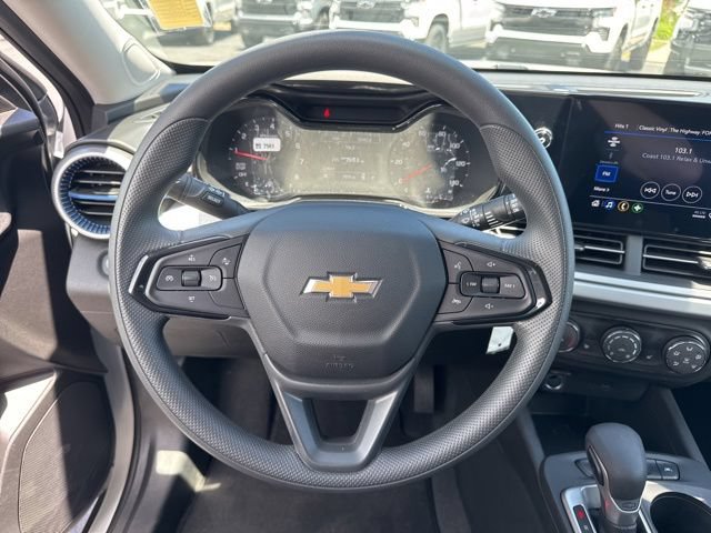 New 2026 Chevrolet Trax LS w/ LS Convenience Package FWD image 13