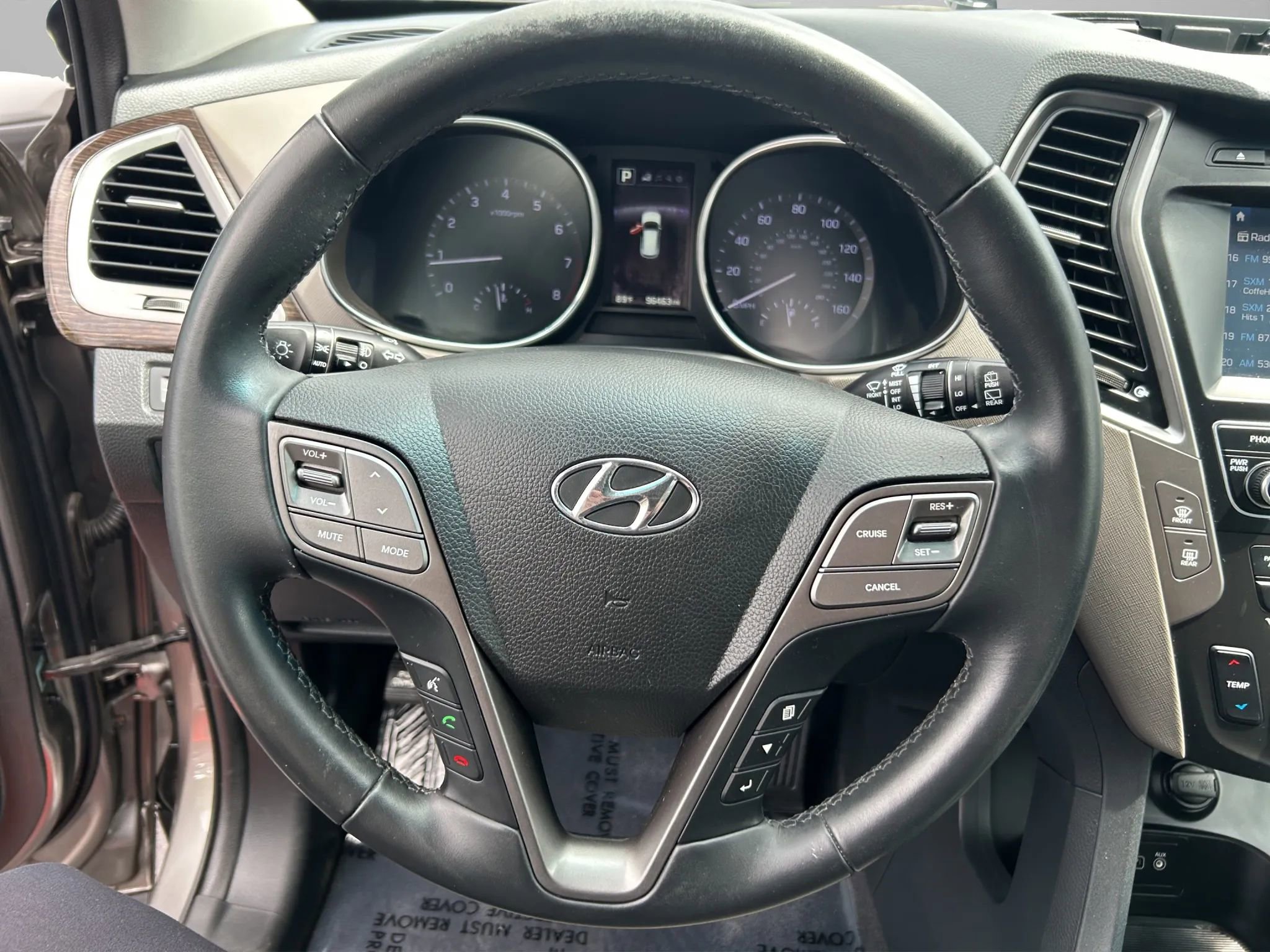 Used 2017 Hyundai Santa Fe Sport image 15