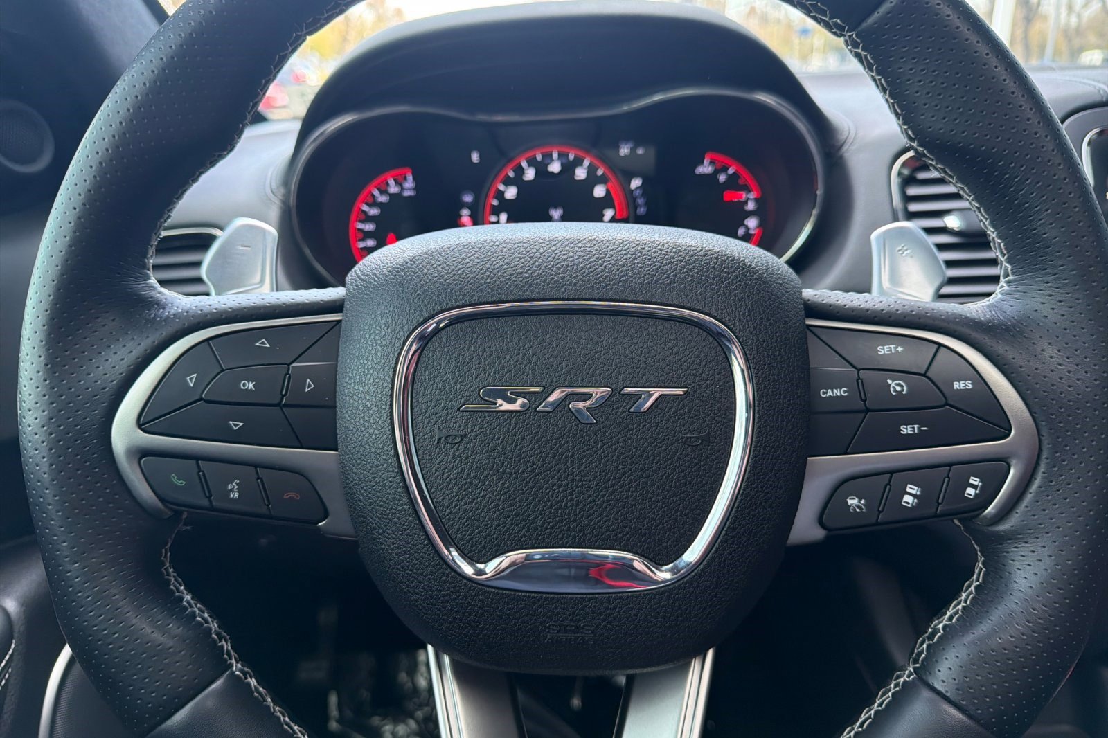 Used 2018 Dodge Durango SRT w/ SRT Interior Appearance Group image 31