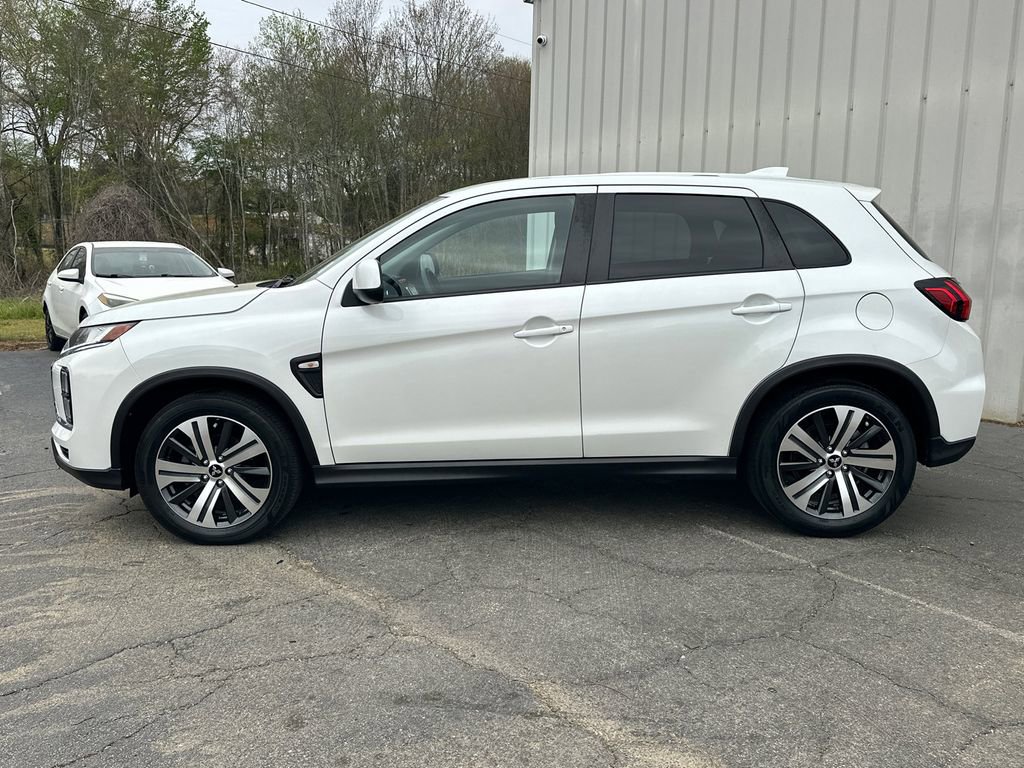 Used 2020 Mitsubishi Outlander Sport ES image 9