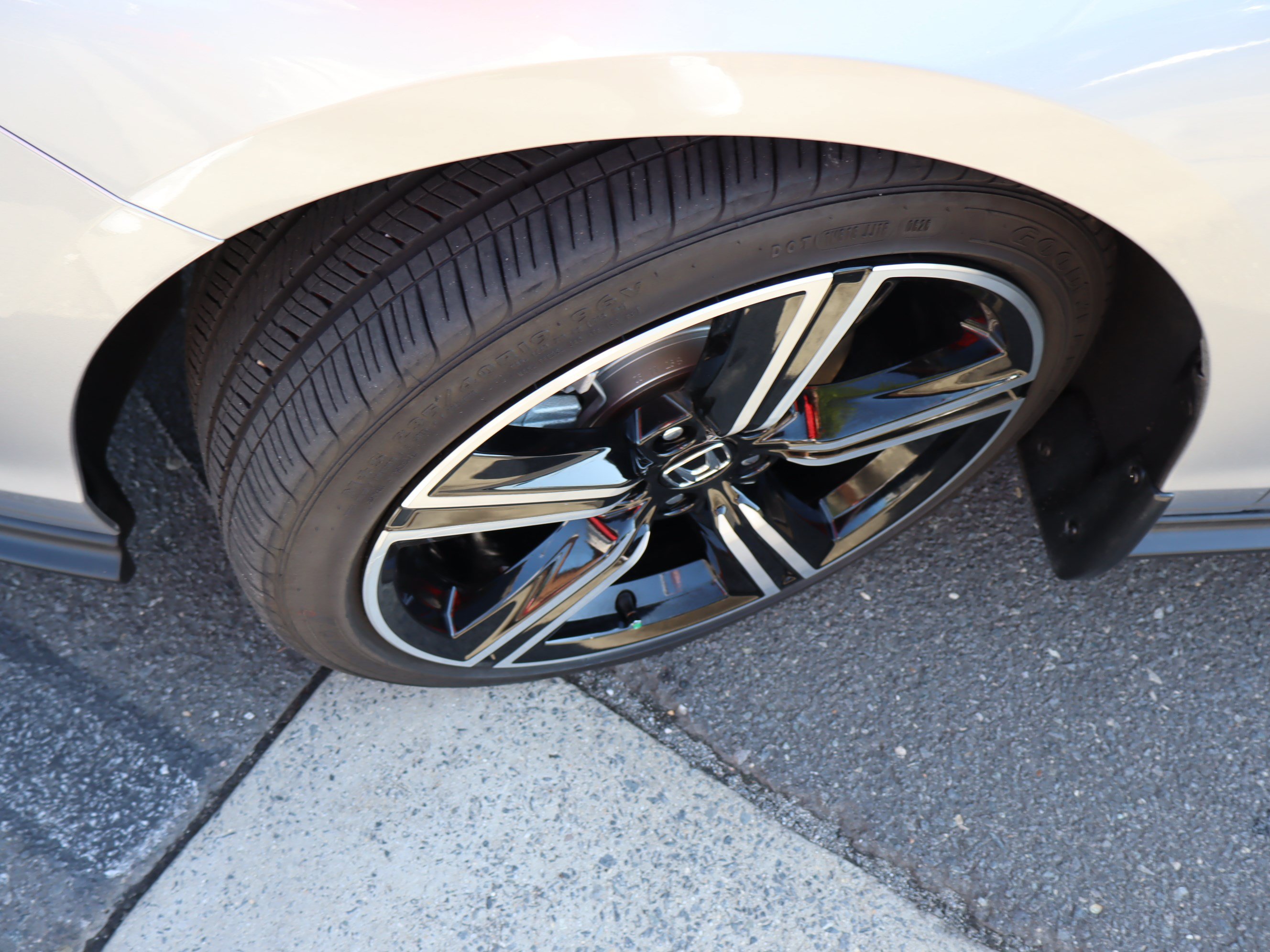 Used 2026 Honda Accord Sport image 40