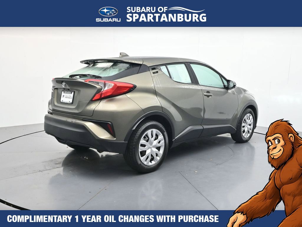 Used 2021 Toyota C-HR LE FWD image 8