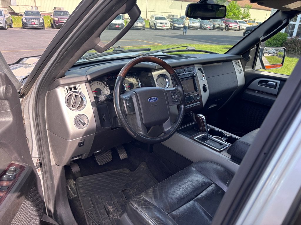 Used 2010 Ford Expedition EL Limited AWD/4WD image 15