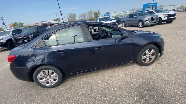 Used 2016 Chevrolet Cruze LS FWD image 3