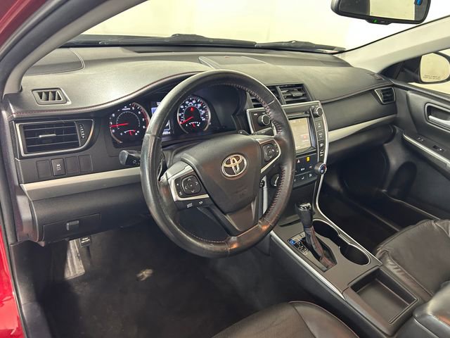 Used 2015 Toyota Camry SE image 14