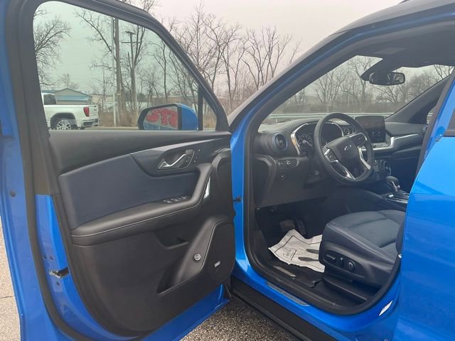 Used 2024 Chevrolet Blazer RS w/ Enhanced Convenience Package image 15