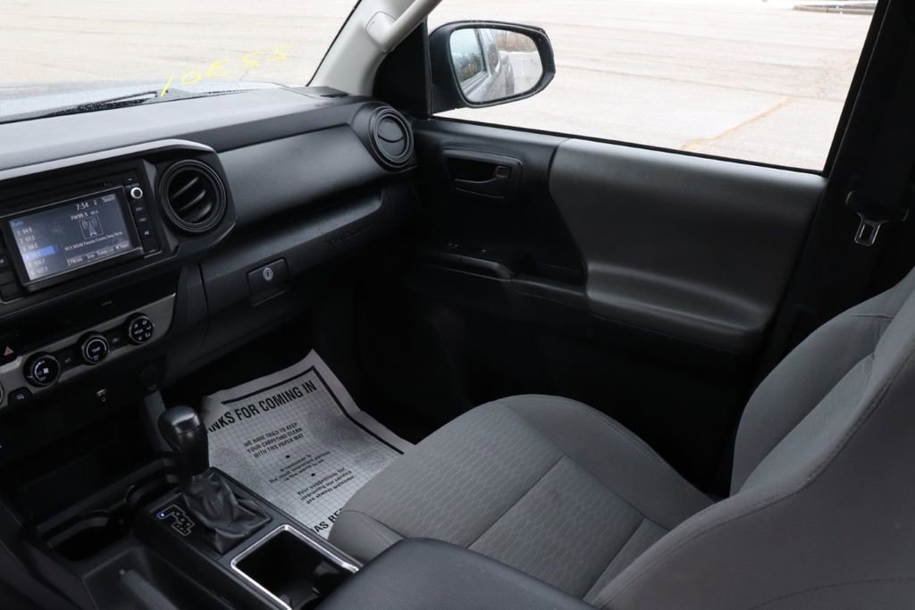 Used 2017 Toyota Tacoma SR image 13