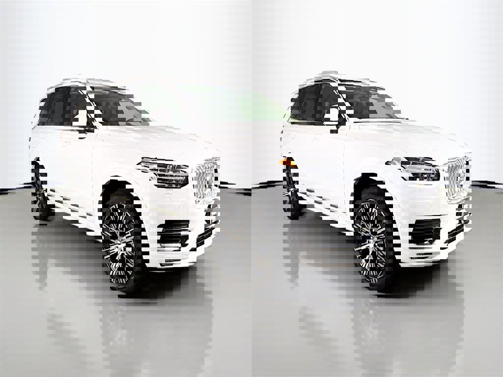 Certified 2025 Volvo XC90 B6 Plus w/ Protection Package Premier