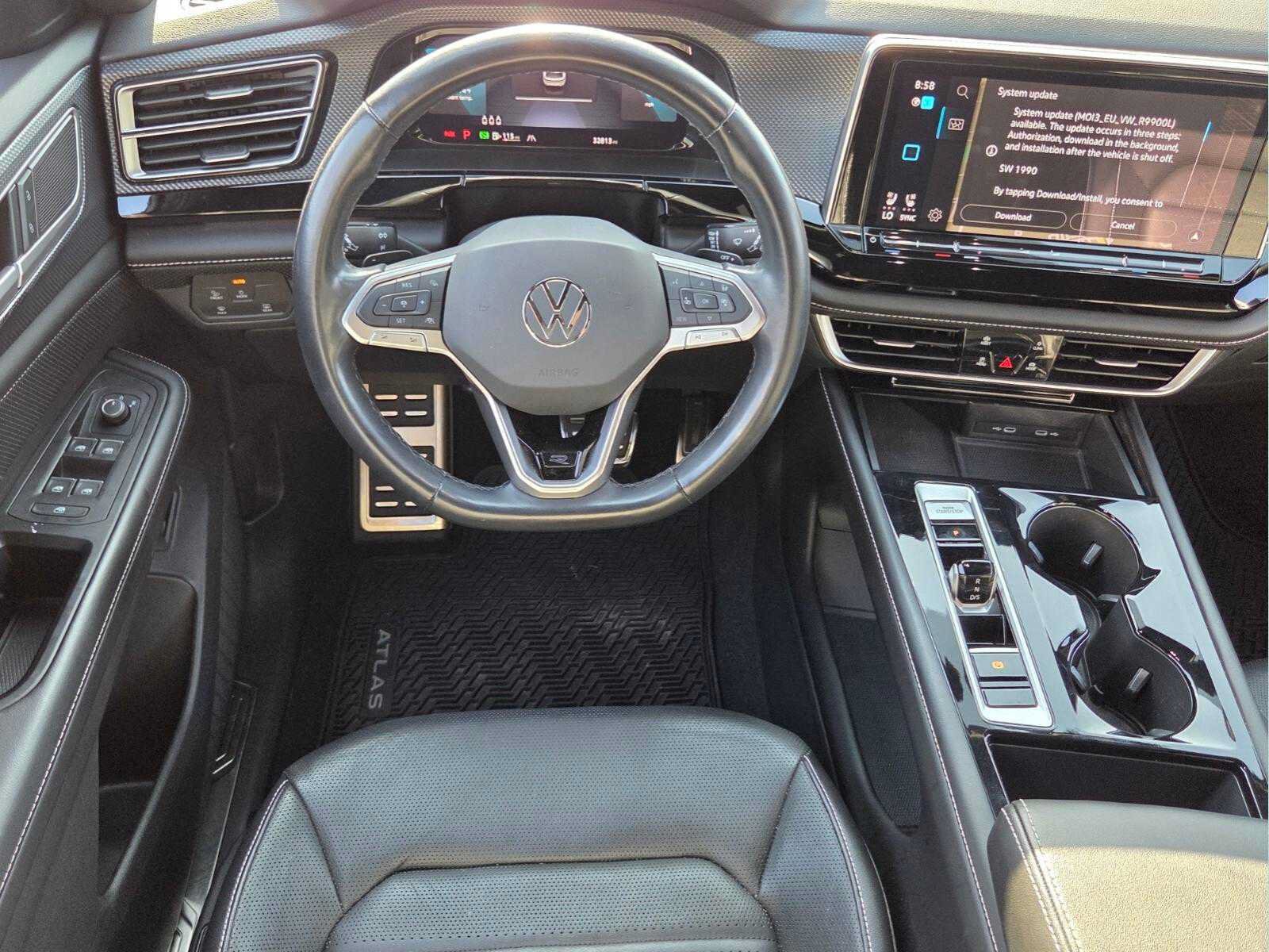 Used 2024 Volkswagen Atlas Cross Sport SEL R-Line AWD/4WD image 2