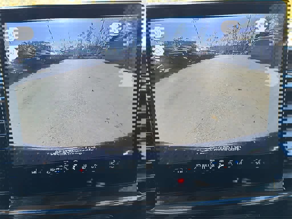 Used 2023 Ford Transit 350 XLT image 26