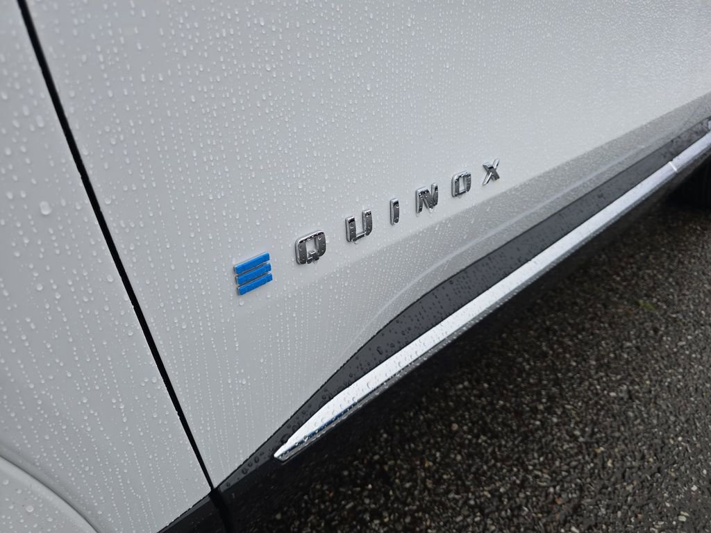 New 2026 Chevrolet Equinox EV LT image 36
