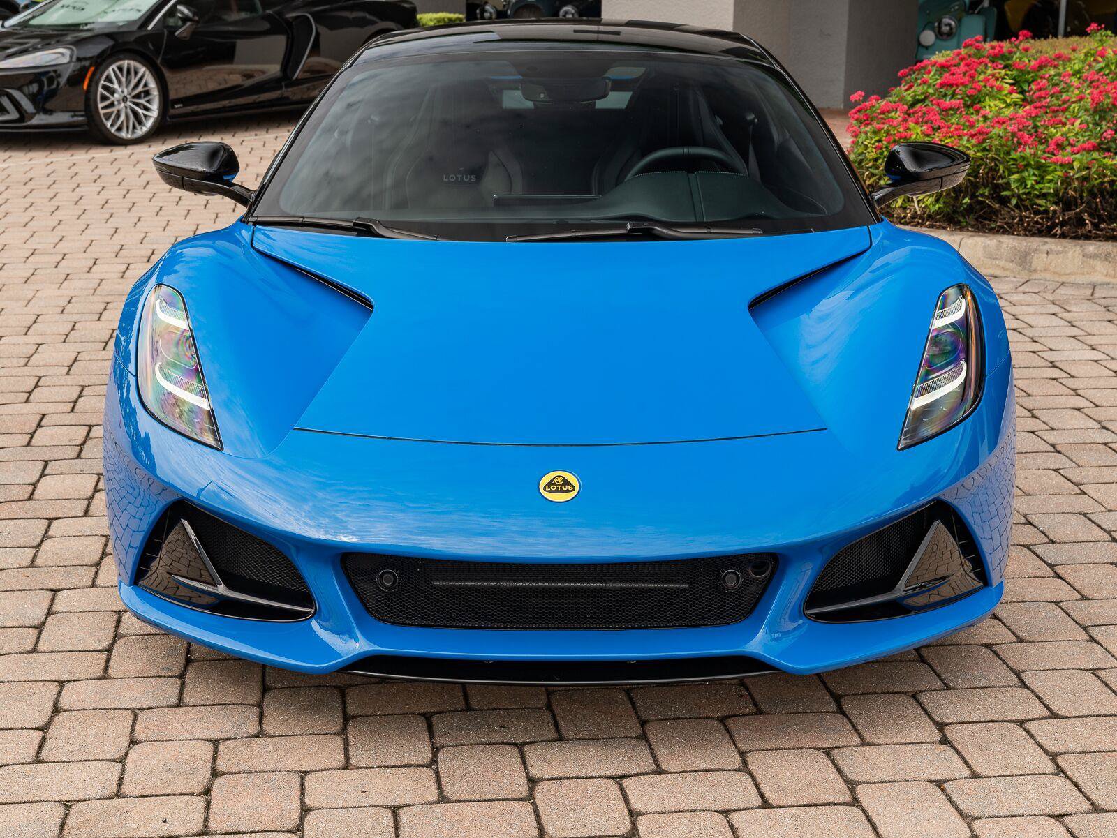 Used 2025 Lotus Emira RWD image 21