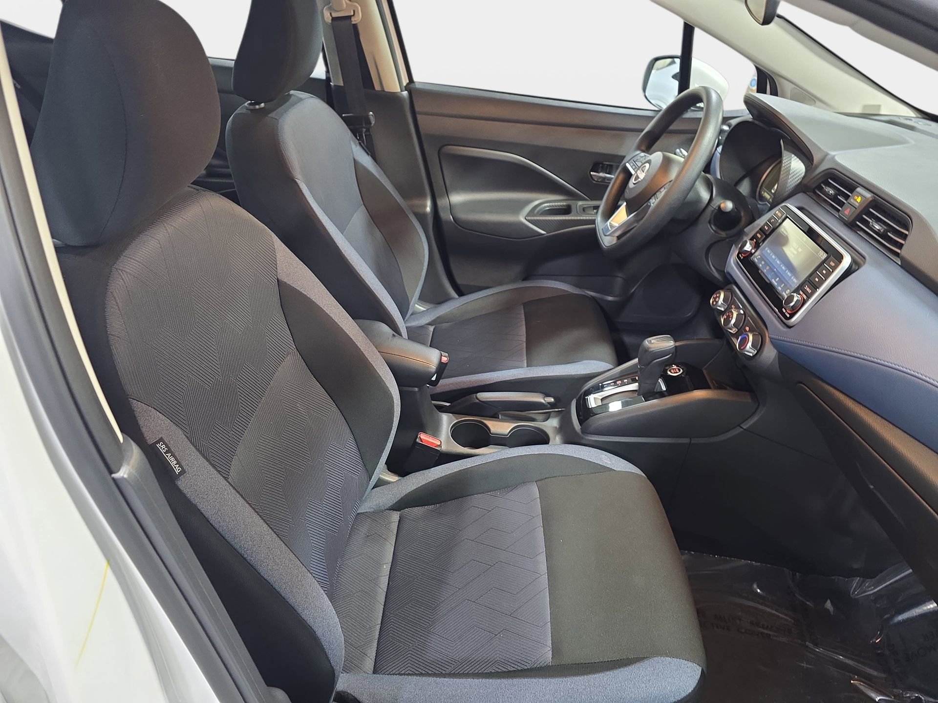 Certified 2025 Nissan Versa SV w/ Trunk Package image 10