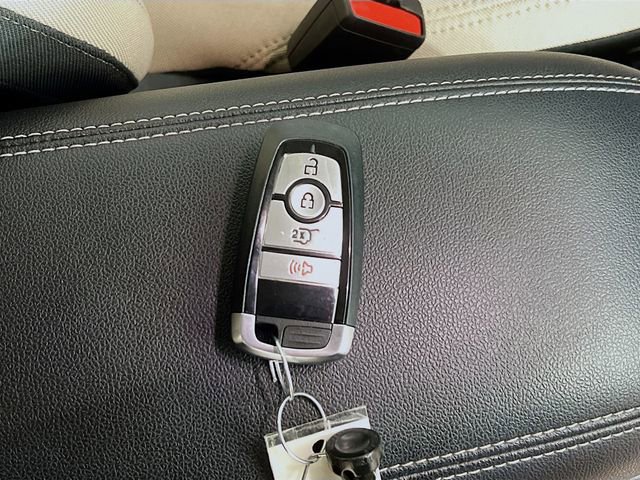 Used 2022 Ford Escape SE w/ Convenience Package image 32