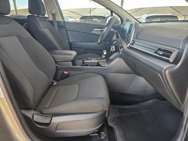 Used 2025 Kia Sportage LX image 20