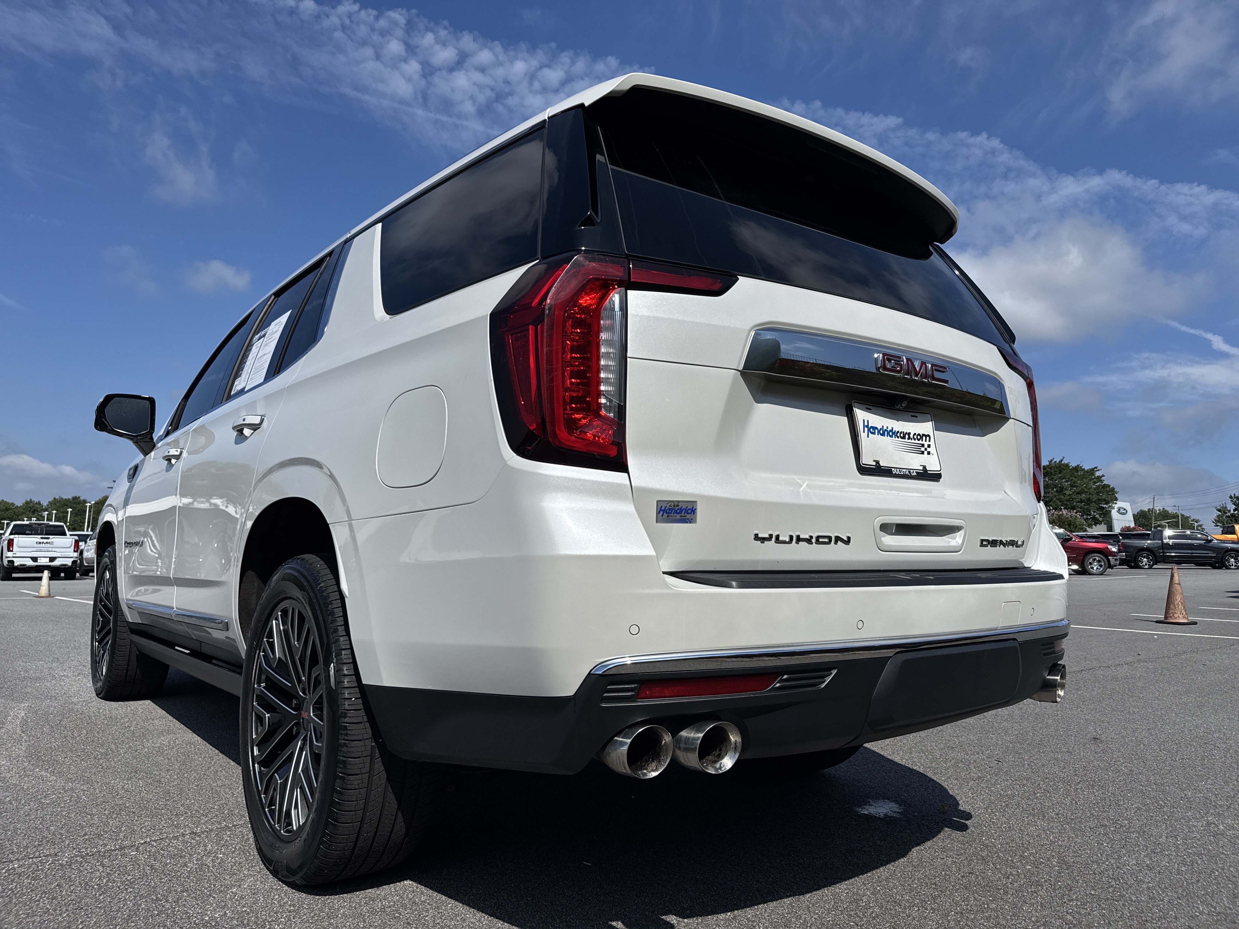 Used 2021 GMC Yukon Denali AWD/4WD image 8