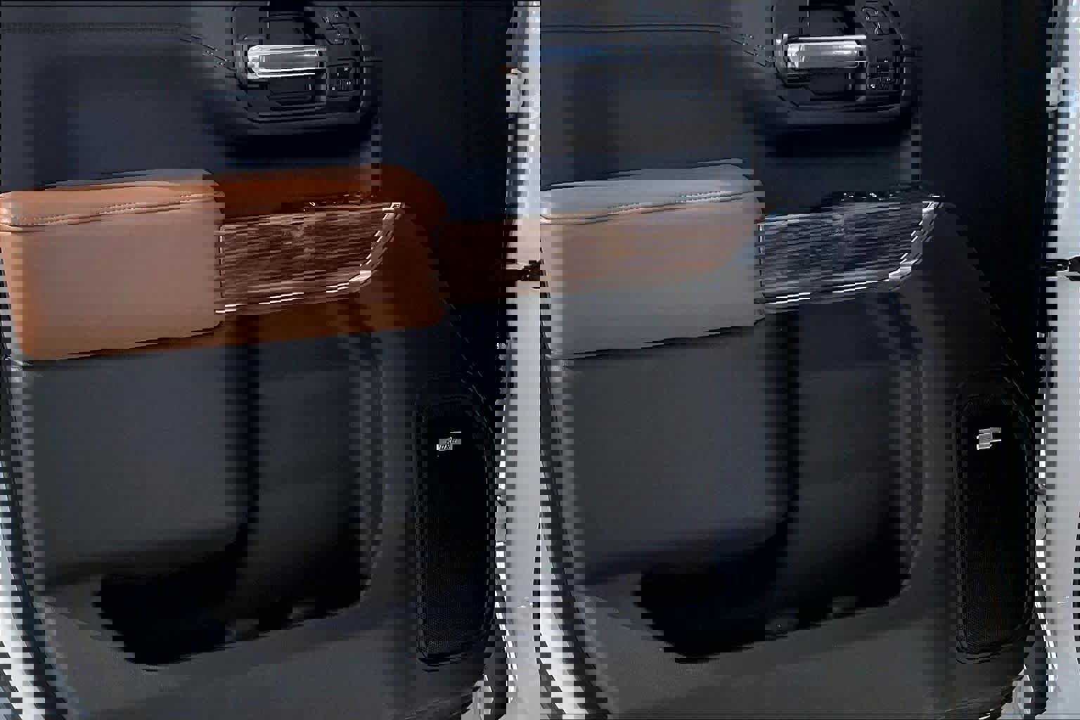 Used 2022 Chevrolet Silverado 2500 High Country w/ Technology Package image 21