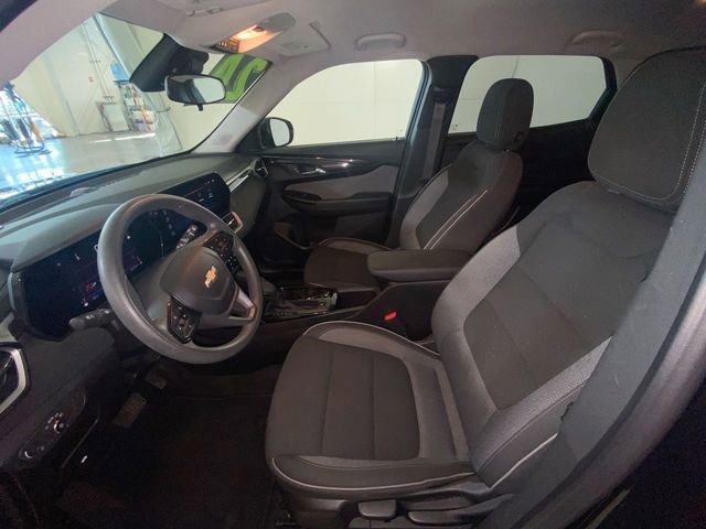 Used 2024 Chevrolet TrailBlazer LT FWD image 24