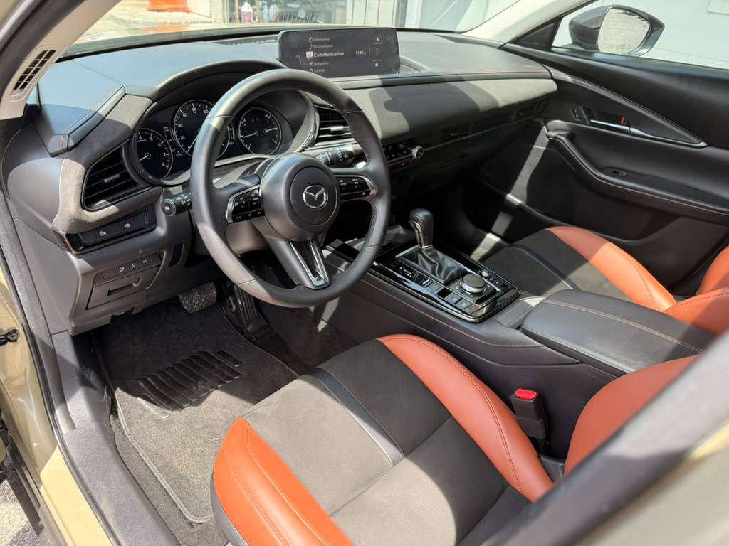 Used 2024 MAZDA CX-30 Carbon AWD/4WD image 20