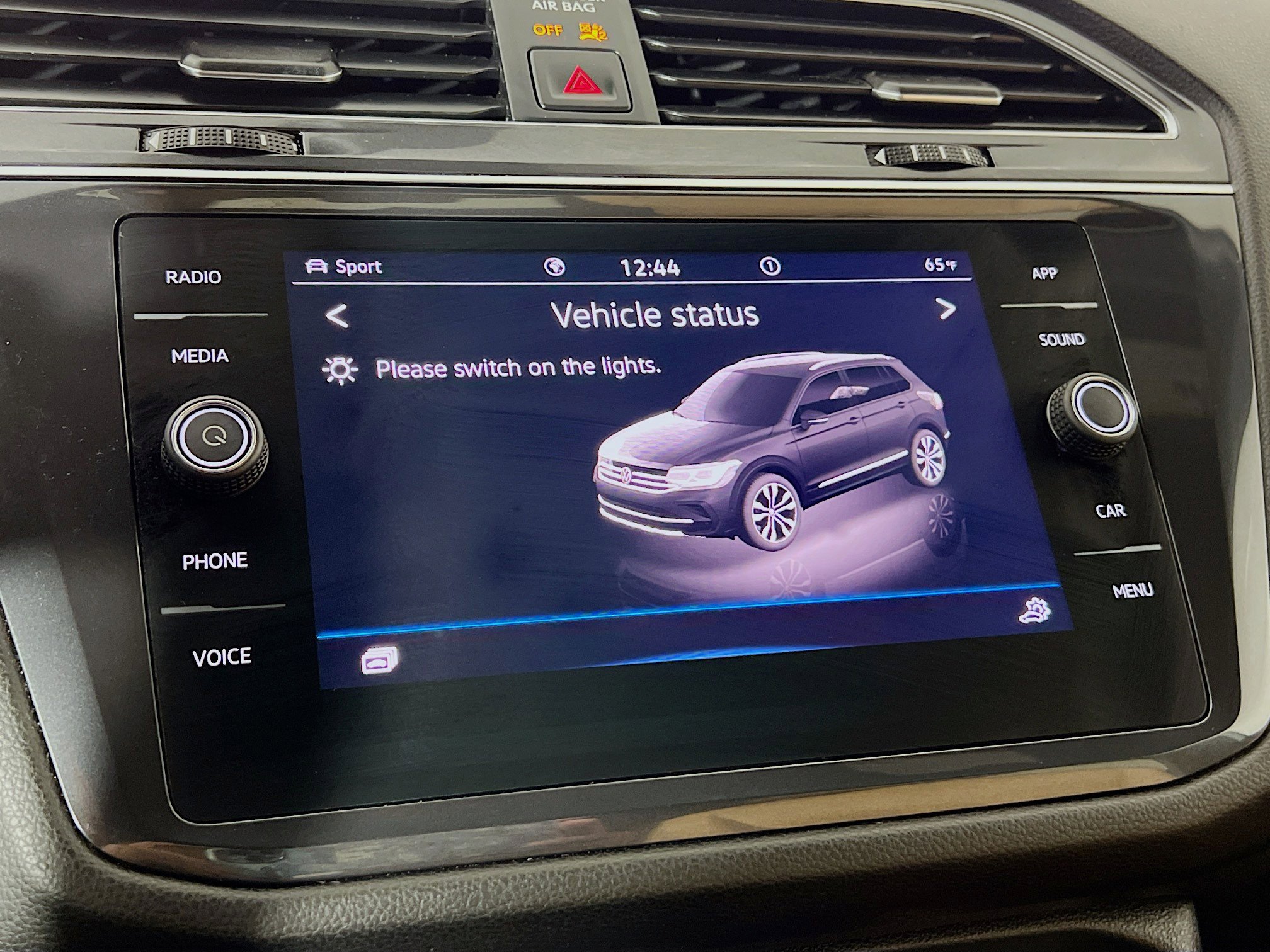 Used 2022 Volkswagen Tiguan SE AWD/4WD image 14