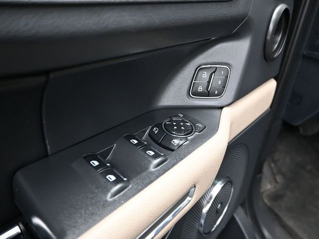 Used 2024 Ford Expedition Limited image 18