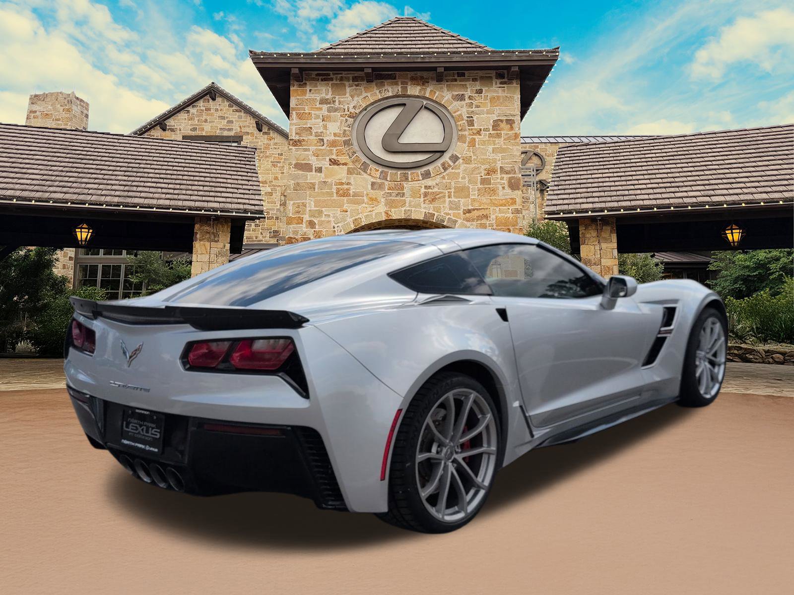 Used 2019 Chevrolet Corvette Grand Sport image 2