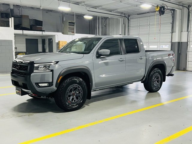 New 2025 Nissan Frontier PRO-4X w/ Interior Protection Package image 11