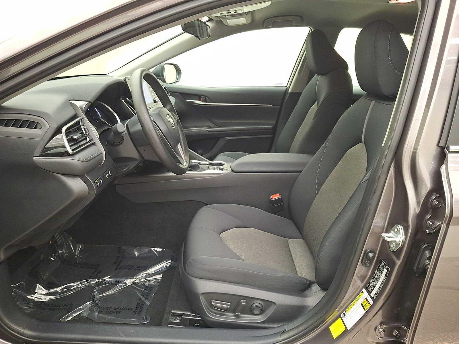 Certified 2023 Toyota Camry LE FWD image 15
