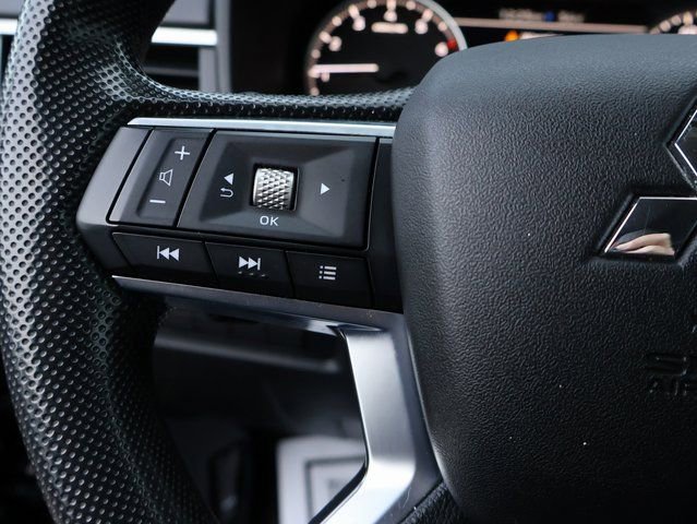 Used 2022 Mitsubishi Outlander ES image 35