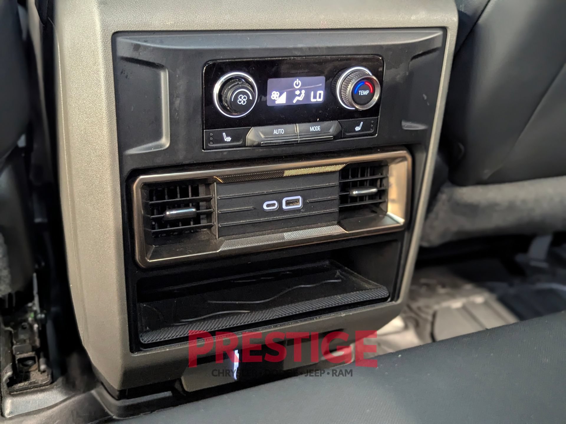 Used 2024 GMC Hummer EV 3X AWD/4WD image 31