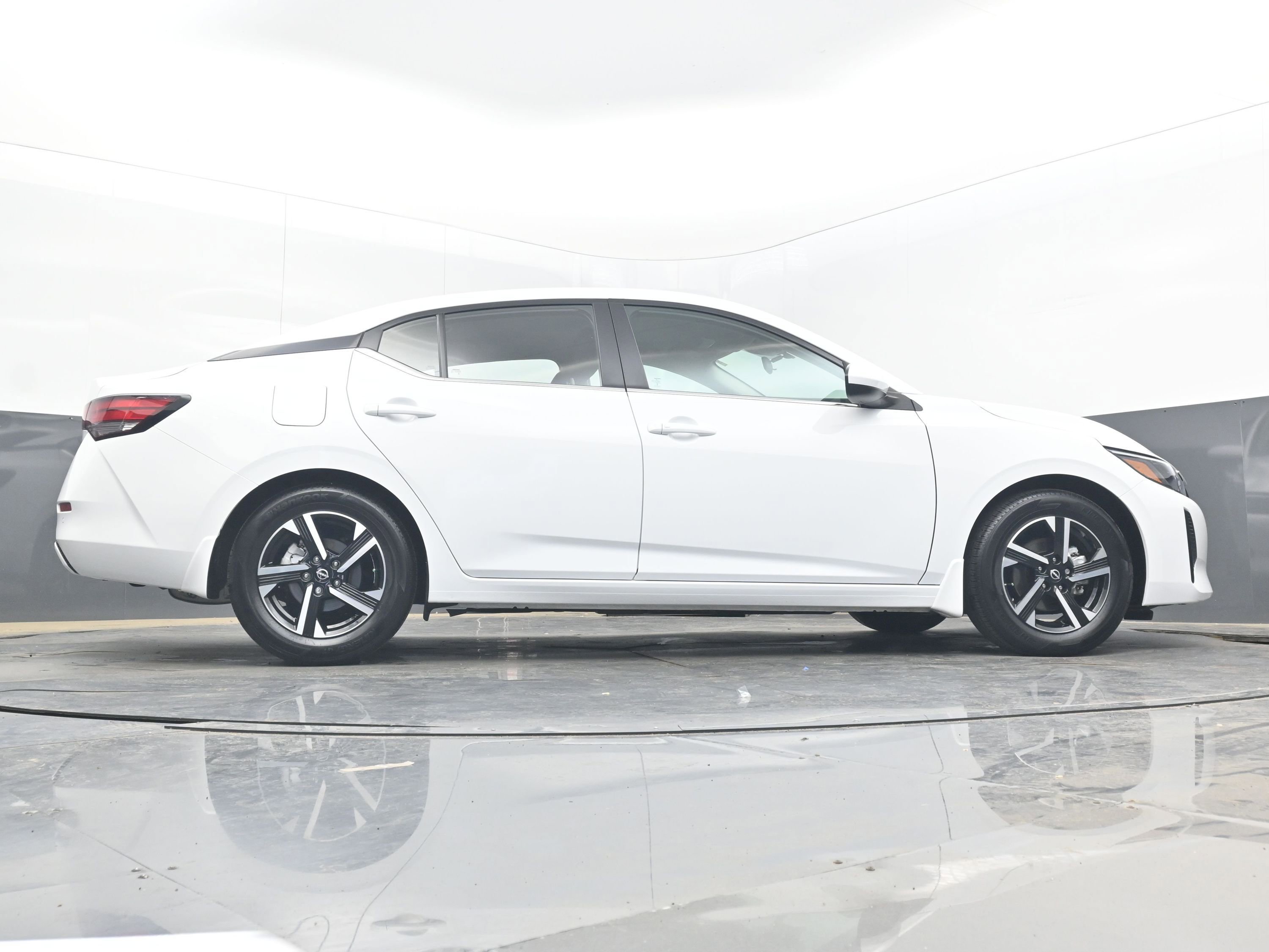 Certified 2025 Nissan Sentra SV w/ All-Weather Package image 28