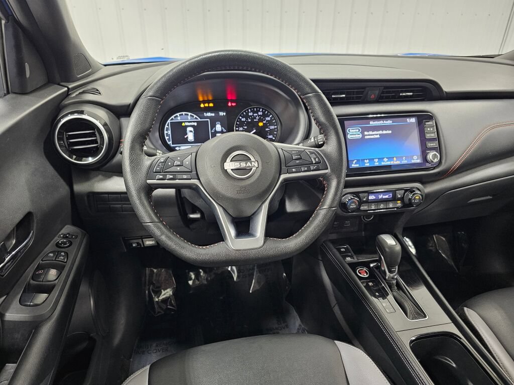 Used 2023 Nissan Kicks SR w/ SR Premium Package FWD image 14