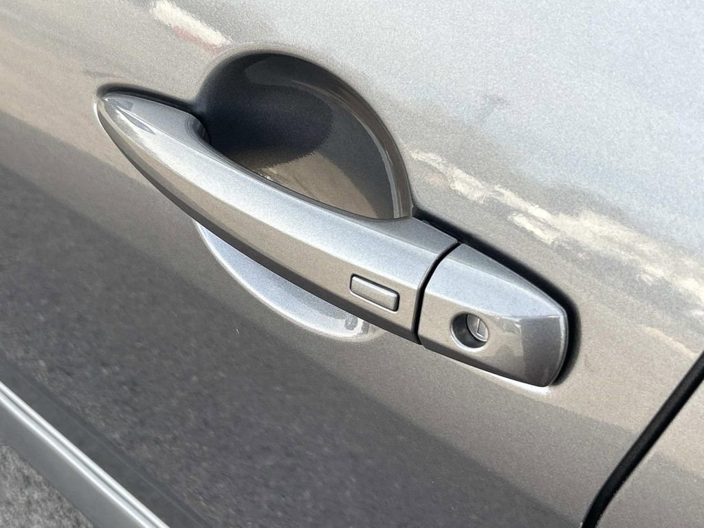 Used 2022 Nissan Sentra SR image 14