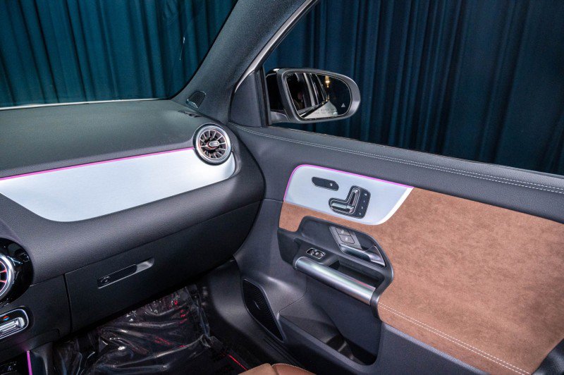 New 2025 Mercedes-Benz GLA 35 AMG 4MATIC image 27