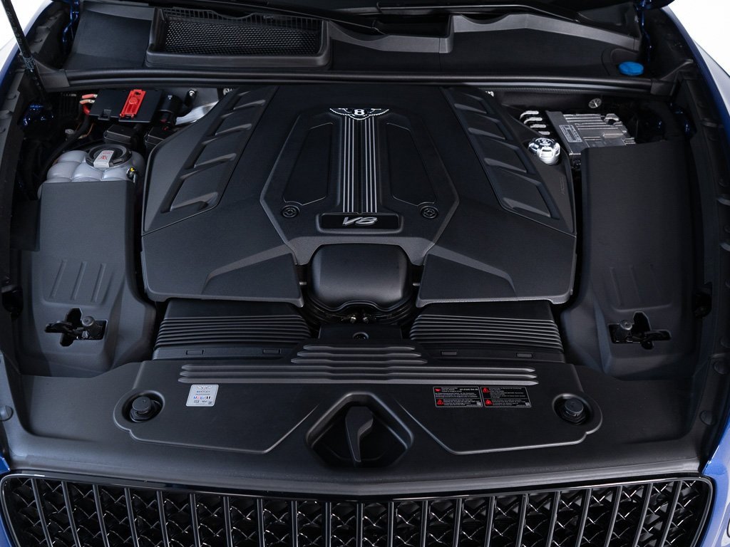 Certified 2025 Bentley Bentayga Extended Wheelbase image 49