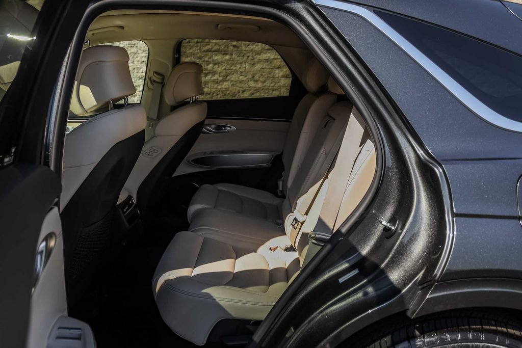 Used 2026 Genesis GV70 2.5T Select AWD/4WD image 20