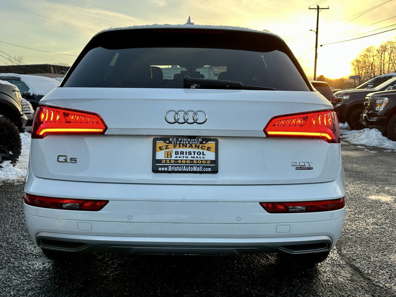 Used 2018 Audi Q5 2.0T Premium Plus w/ Premium Plus Package image 4