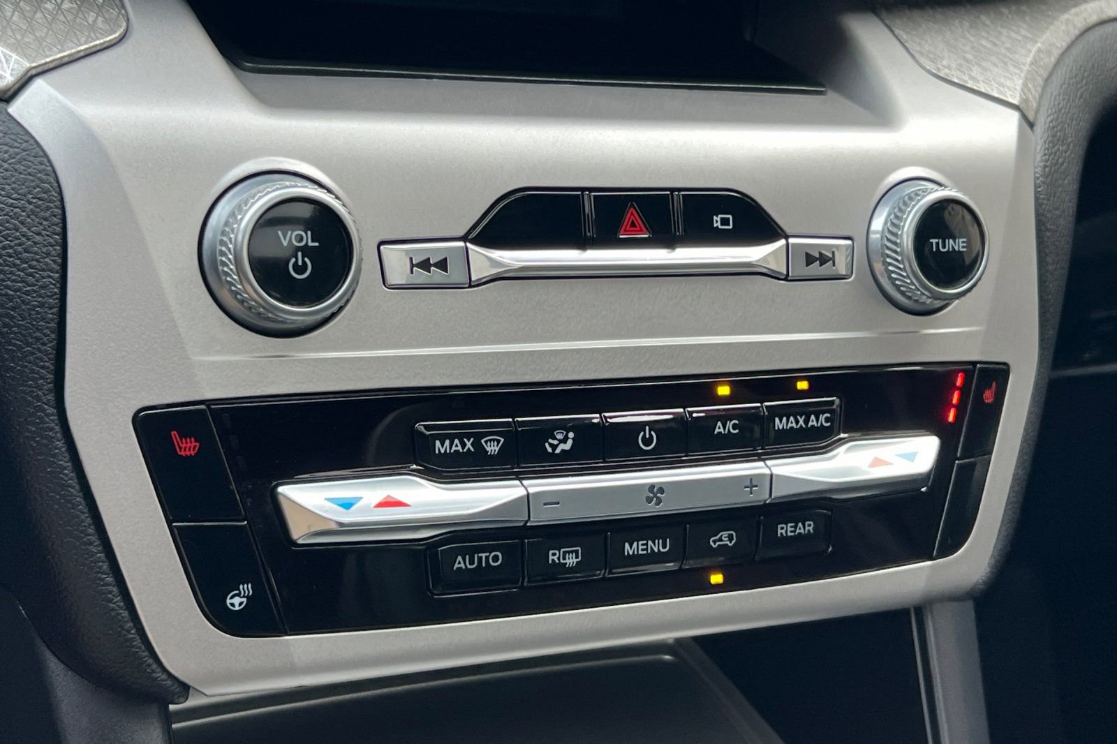 Used 2022 Ford Explorer Timberline image 22