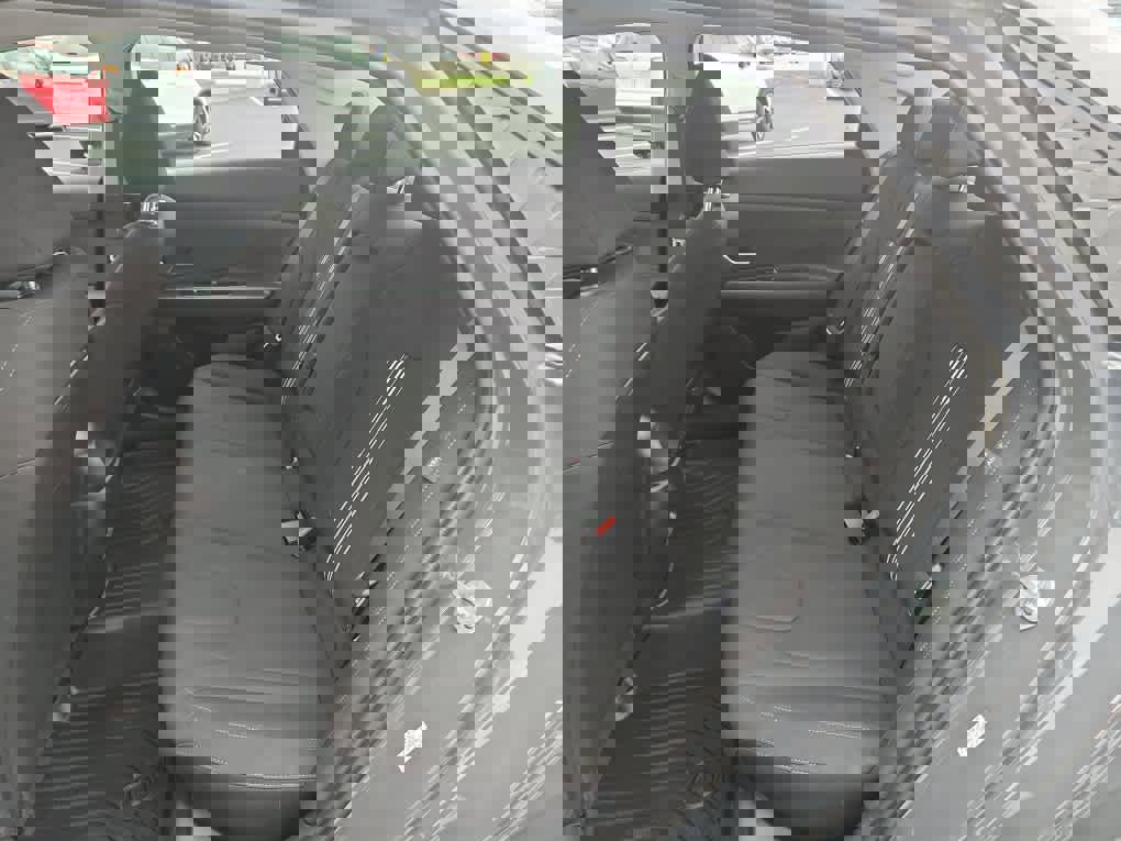 Used 2024 Hyundai Elantra SEL w/ Convenience Package image 14