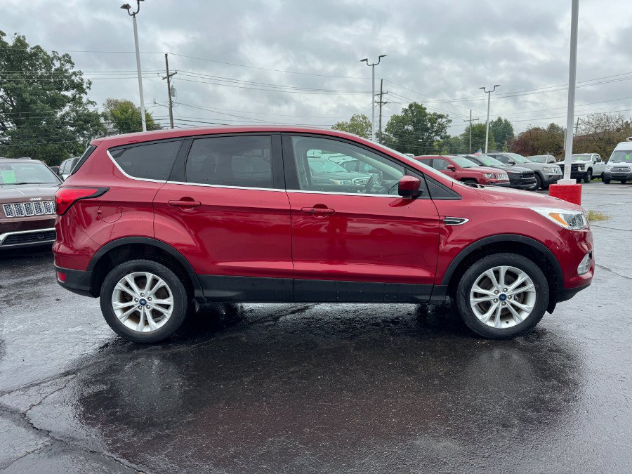Used 2019 Ford Escape SE AWD/4WD image 6