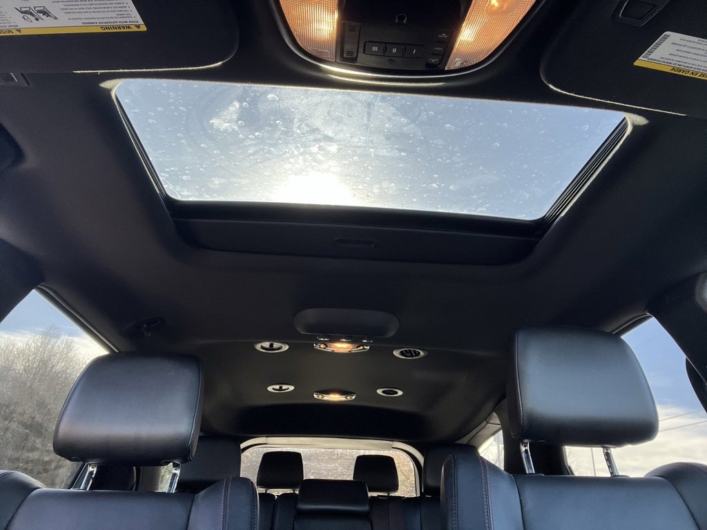 Used 2024 Dodge Durango GT image 2