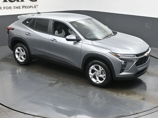 New 2026 Chevrolet Trax LS image 16