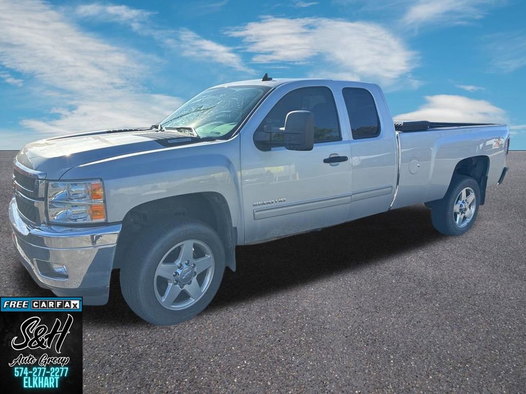 Used 2013 Chevrolet Silverado 2500 LT w/ Interior Plus Package AWD/4WD image 4