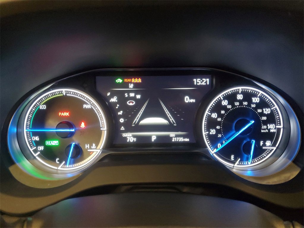 Used 2023 Toyota Venza LE image 23