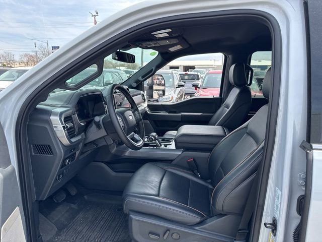 Used 2025 Ford F150 Lariat w/ Equipment Group 501A Mid AWD/4WD image 11