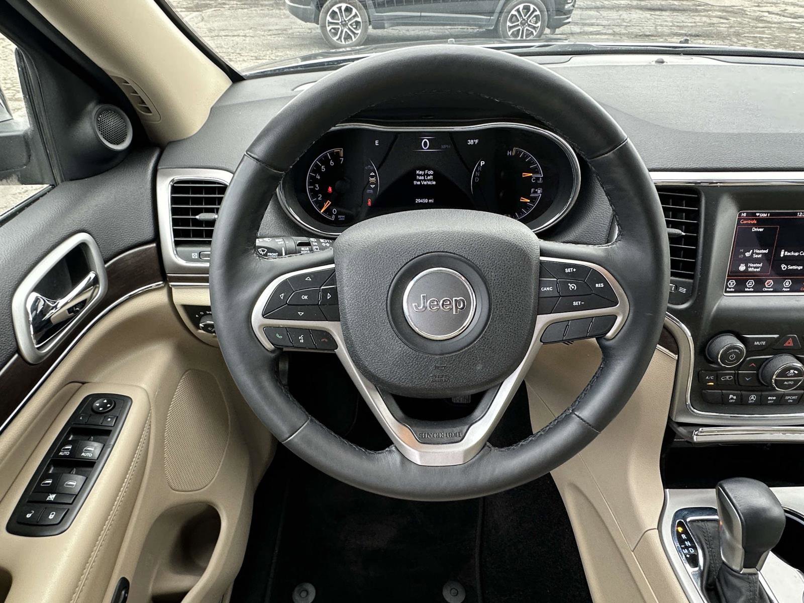 Used 2018 Jeep Grand Cherokee Limited image 16