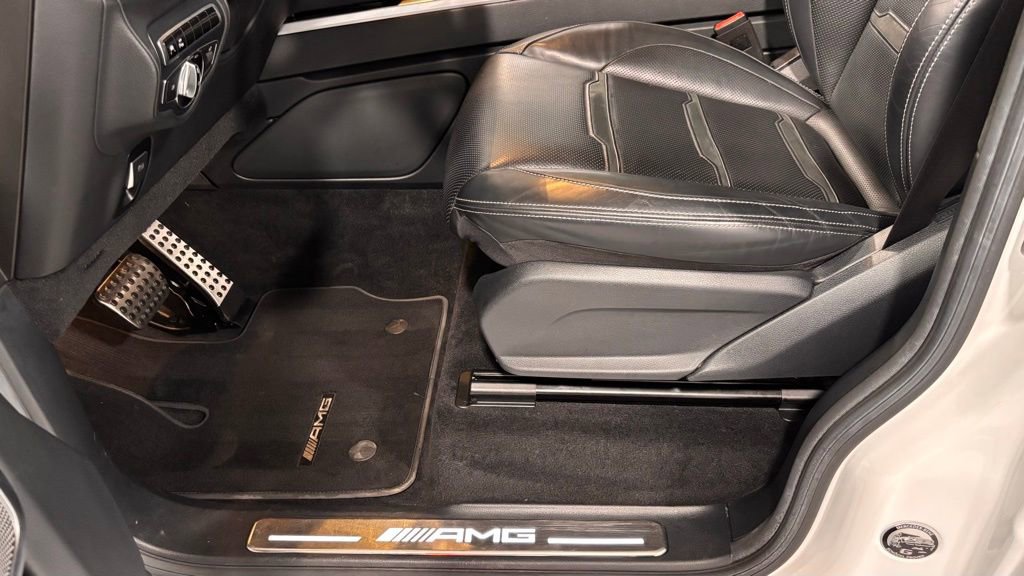 Certified 2021 Mercedes-Benz G 63 AMG 4MATIC image 11