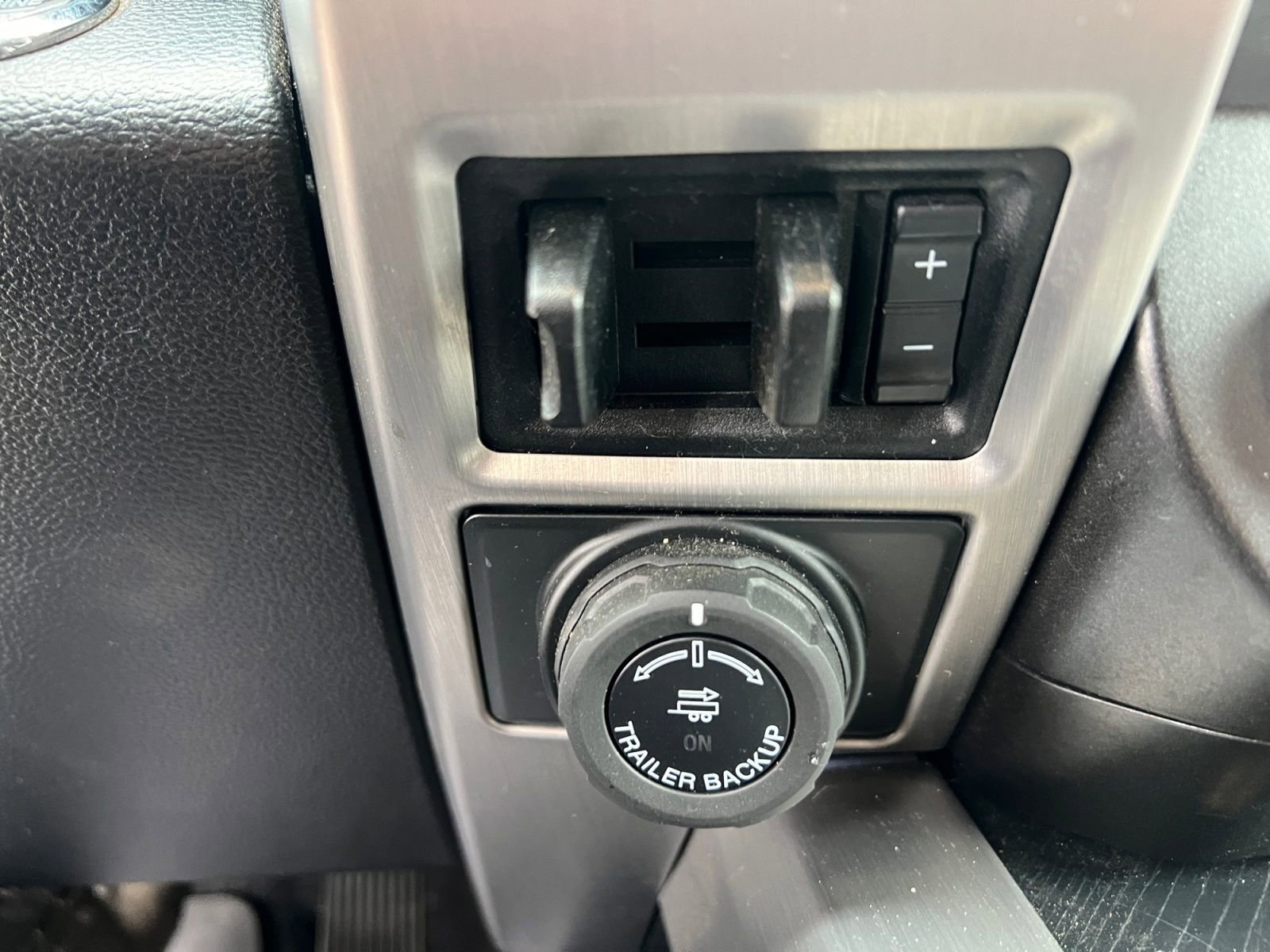 Used 2020 Ford F350 Platinum AWD/4WD image 33