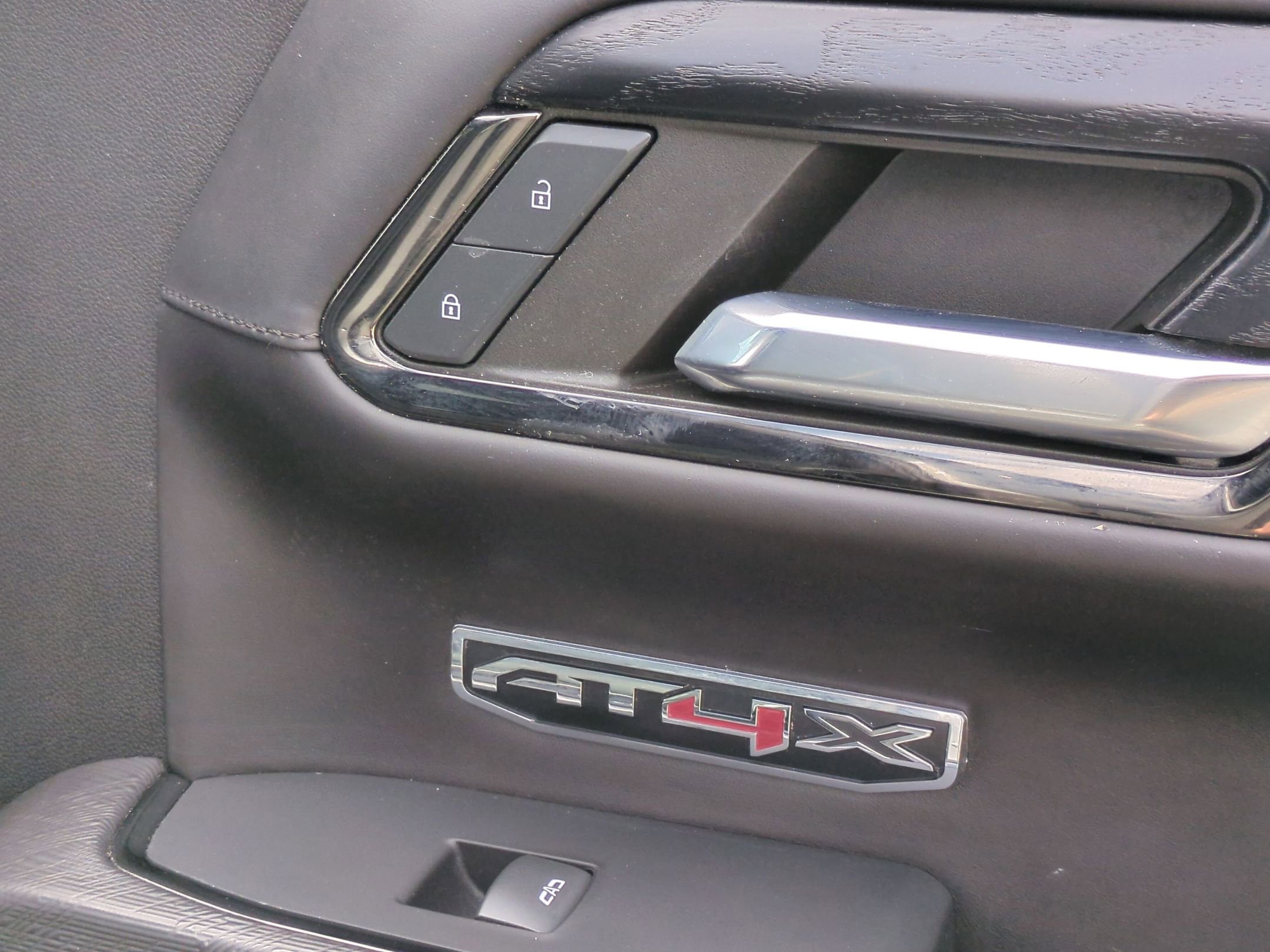 Used 2023 GMC Sierra 1500 AT4X AWD/4WD image 40