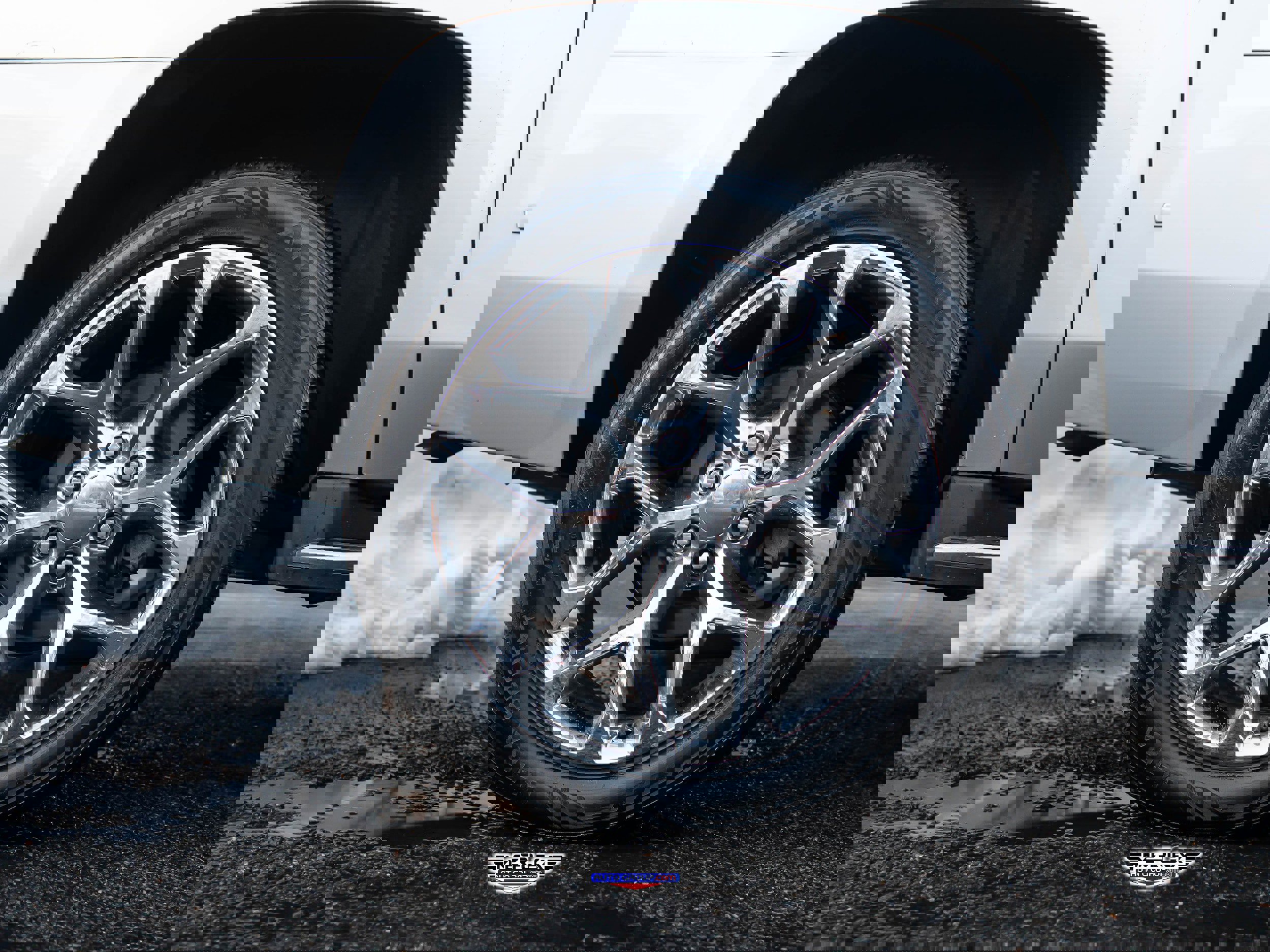 Used 2017 Chevrolet Suburban Premier image 11